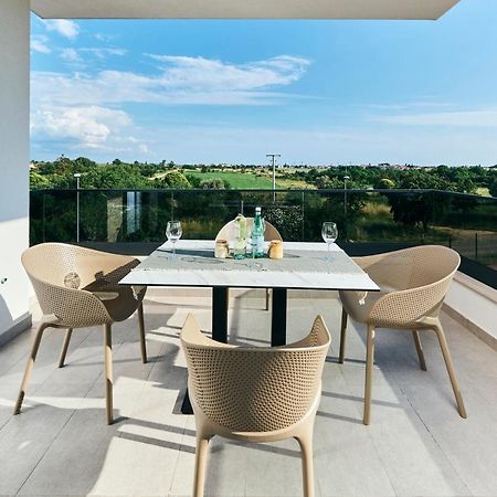 אומאג Apartments San Maris מראה חיצוני תמונה