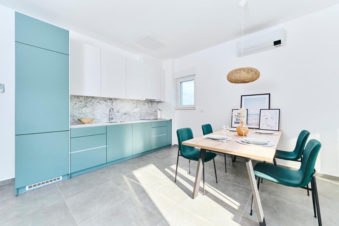 אומאג Apartments San Maris מראה חיצוני תמונה