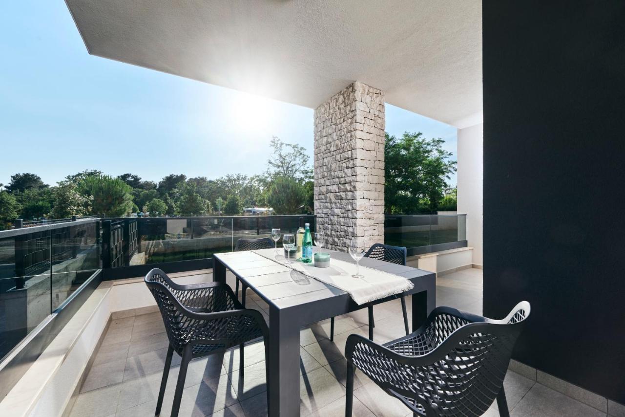 אומאג Apartments San Maris מראה חיצוני תמונה