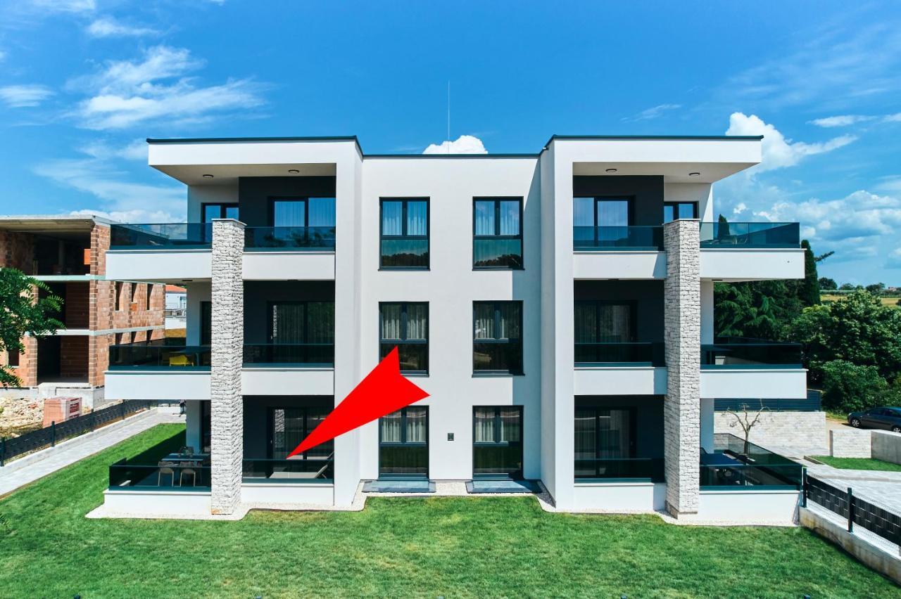 אומאג Apartments San Maris מראה חיצוני תמונה