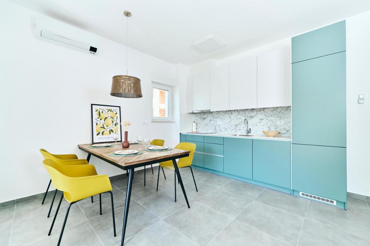 אומאג Apartments San Maris מראה חיצוני תמונה