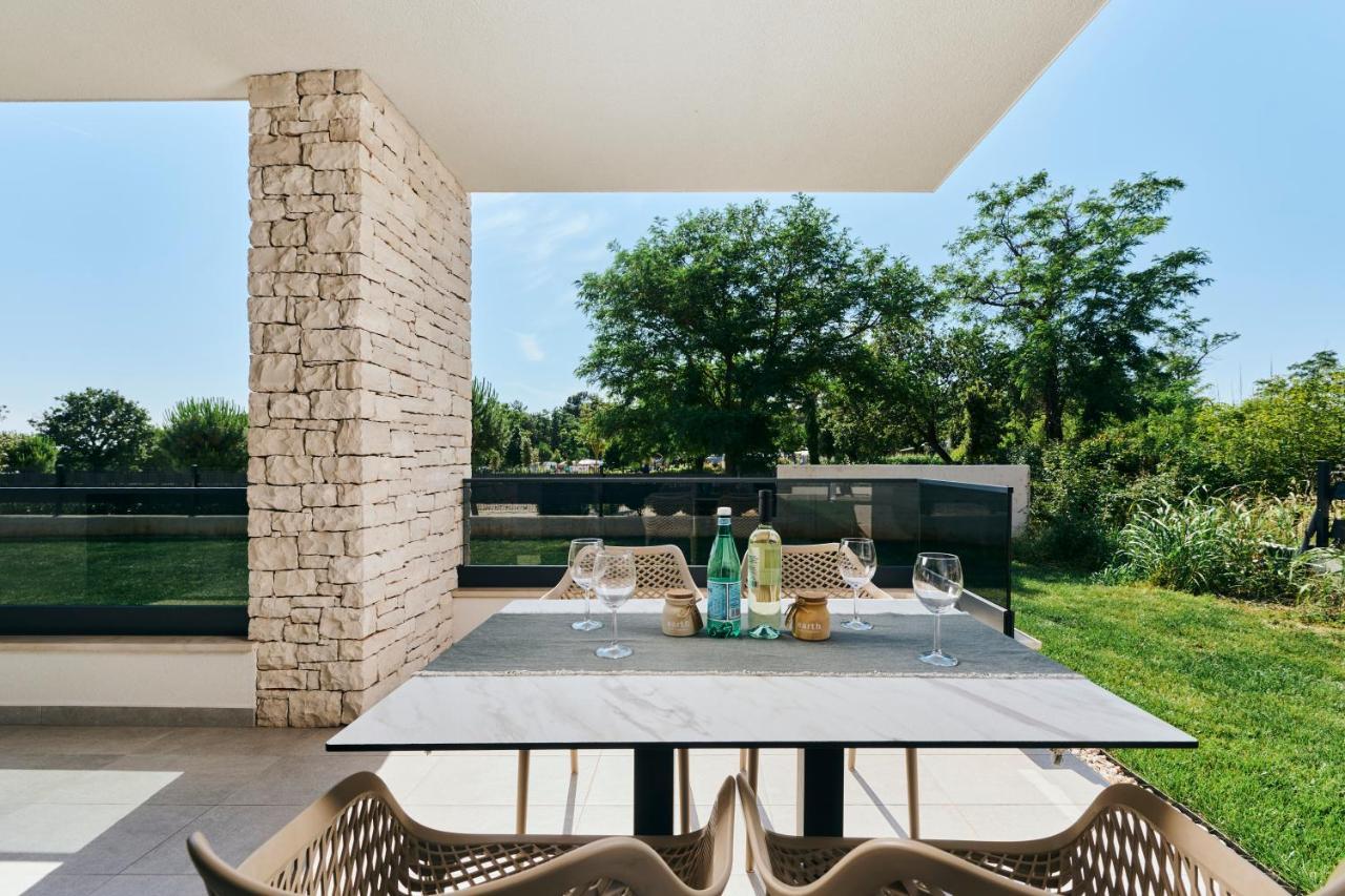 אומאג Apartments San Maris מראה חיצוני תמונה