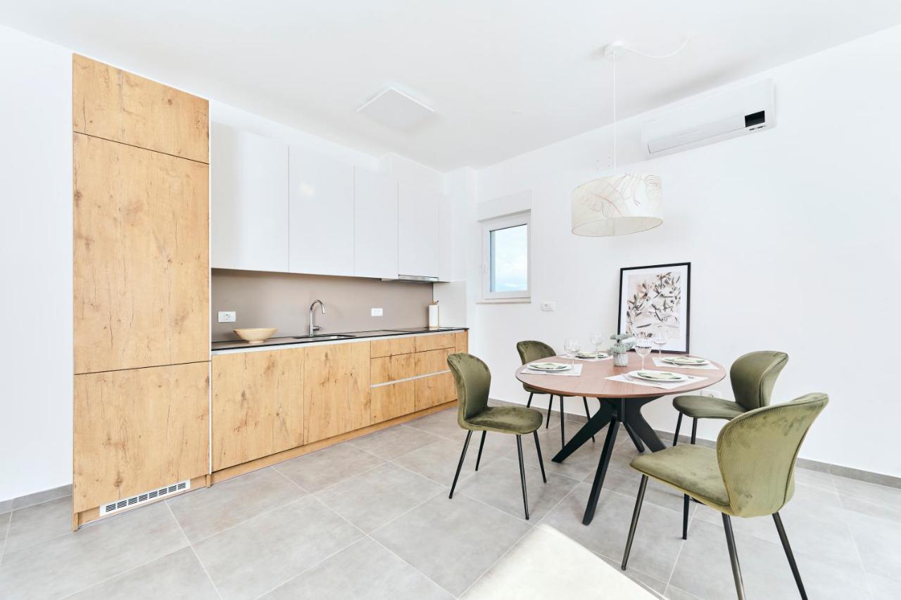 אומאג Apartments San Maris מראה חיצוני תמונה