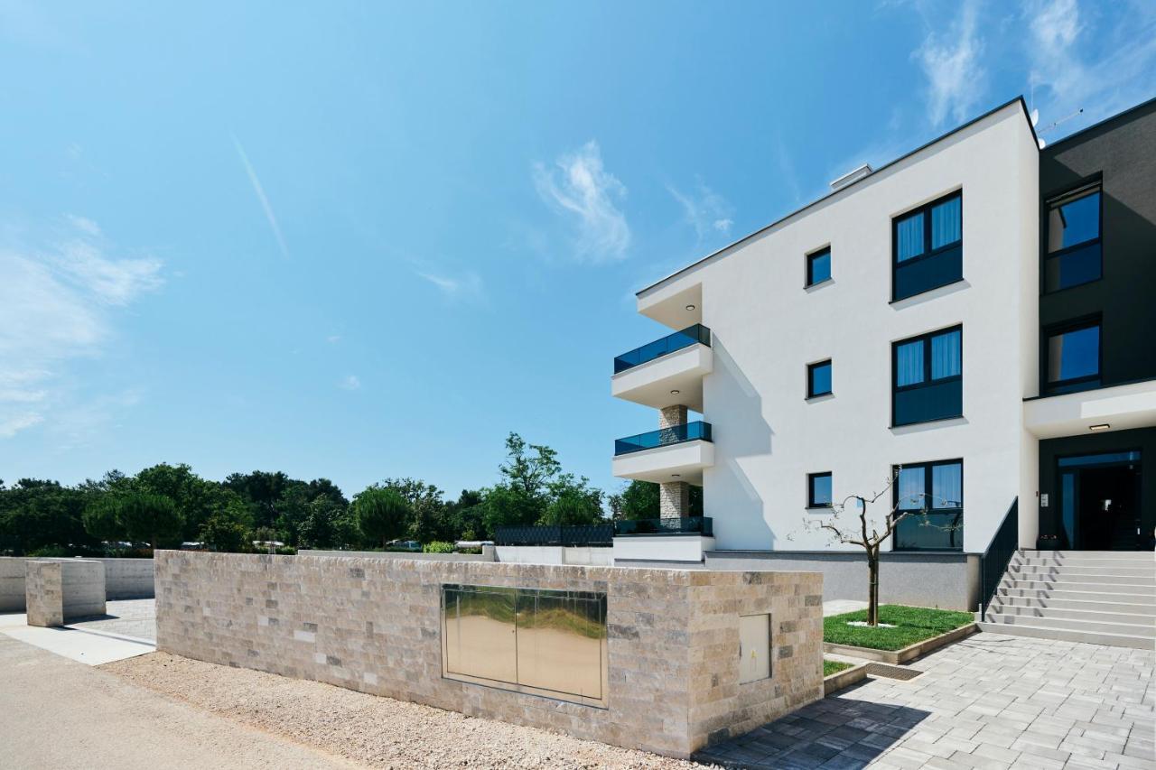 אומאג Apartments San Maris מראה חיצוני תמונה
